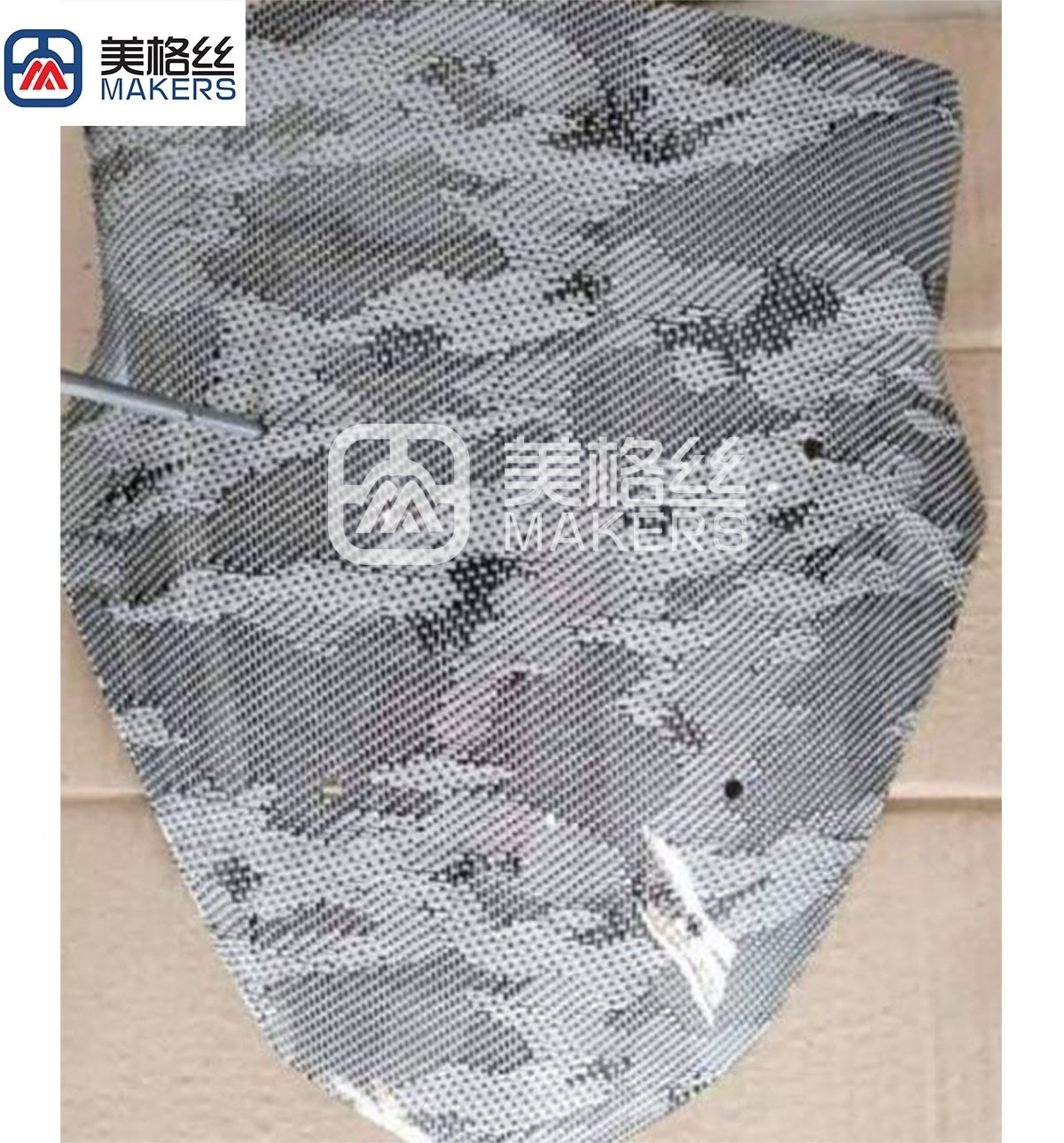 2023 new arrival  3K 220gsm white/black camouflage hybrid carbon fiber & fiberglass clothes