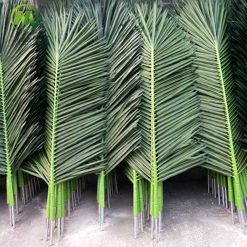 Artificial palm tree leaves aquarium decoration for indoor outdoor plastic palm tree leaf  garden supplies factory price