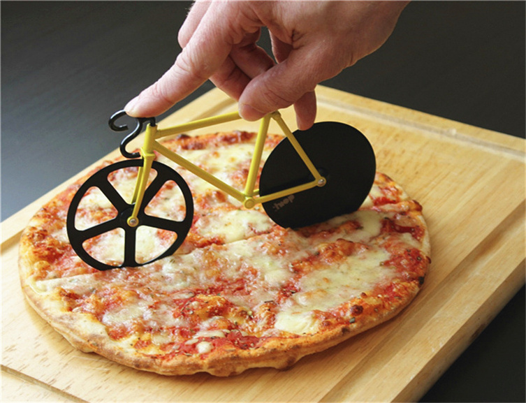 Piza Cutter Stainless Steel Pizza Multifunctional Removable Blade Different Shape Cutters Plastic With Logo