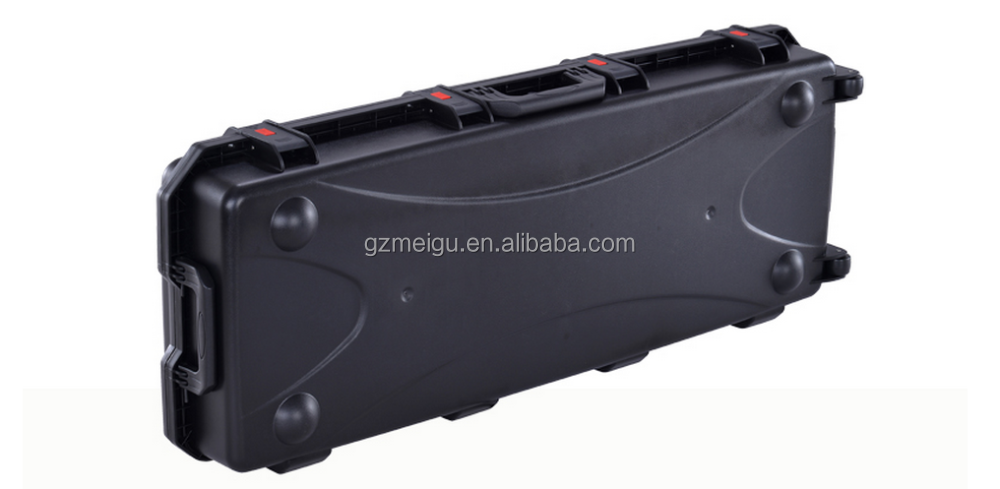 injection molded plastic equipment tool case with foam_30000924