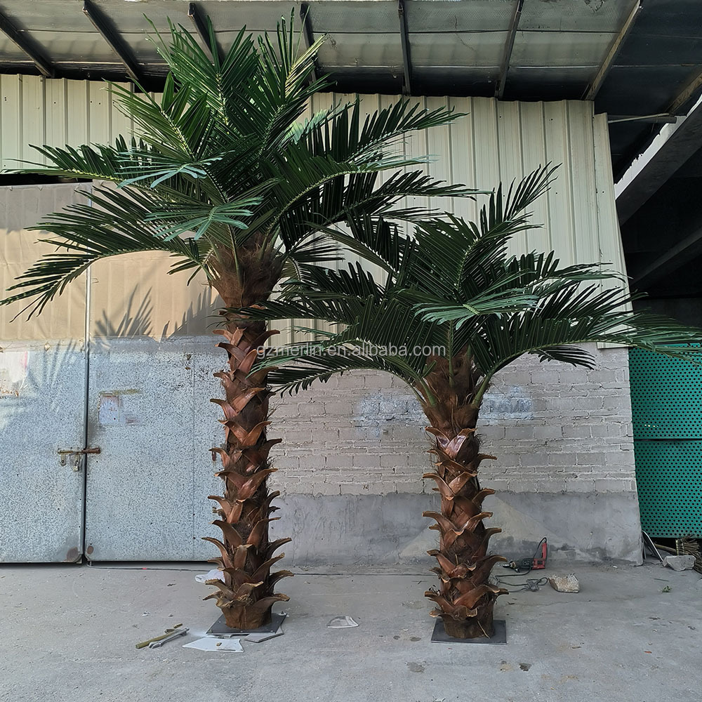 Wholesale Outdoor Decorative Artificial Coconut Palm Tree for project decoration