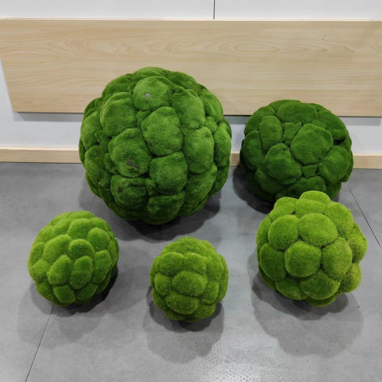 Fake Moss Balls  Small Artificial Green Plant Ball For Event Decor