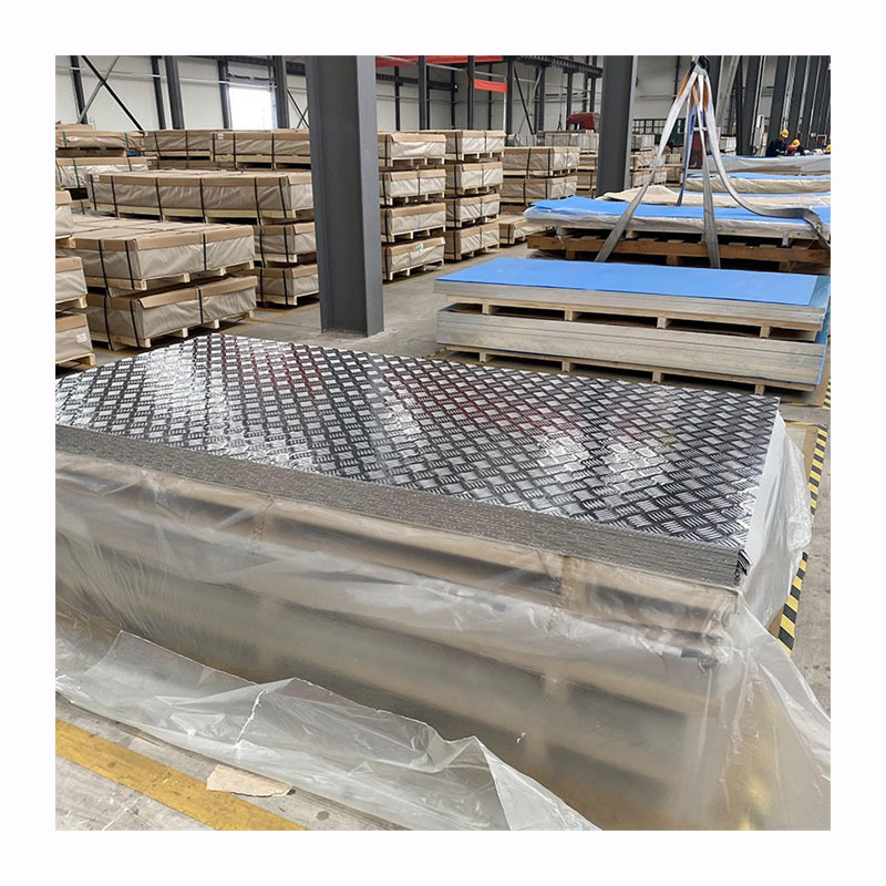 Custom Size 0.3Mm 1Mm 3Mm 1001 1100 1005 3003 5052 5083 7075 Anti-Slip Aluminium Embossed Checkered Steel Sheet Plate