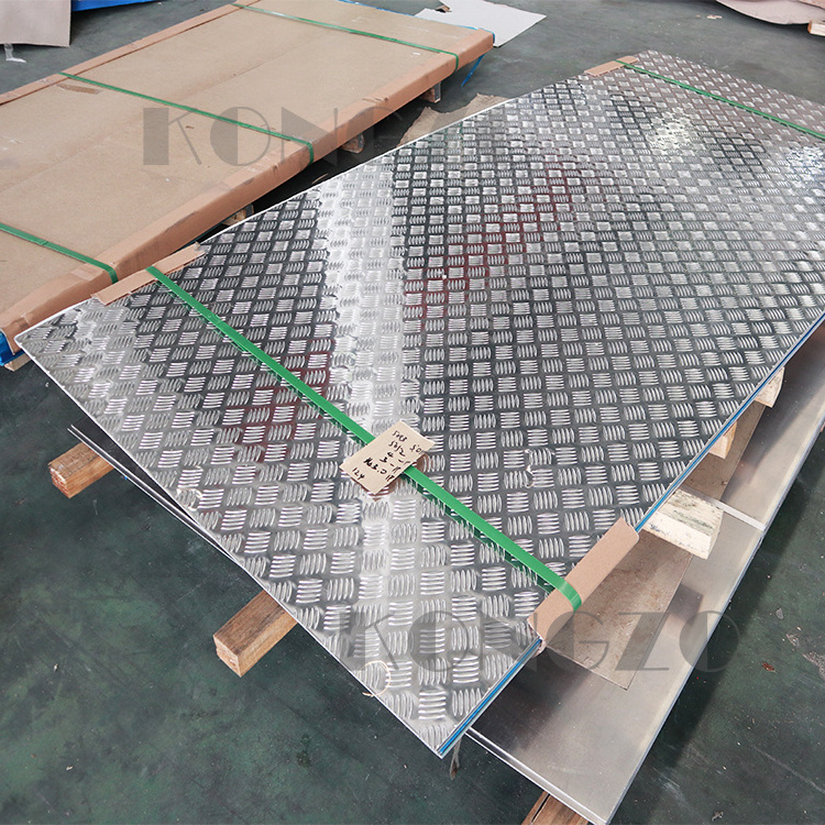 Custom Size 0.3Mm 1Mm 3Mm 1001 1100 1005 3003 5052 5083 7075 Anti-Slip Aluminium Embossed Checkered Steel Sheet Plate