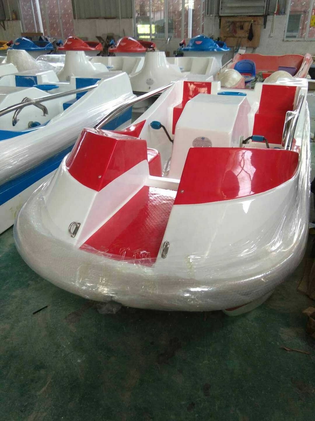 Pedal boat 4 seat fiberglass electric boat Water play equipment water pedal bike (M-076)