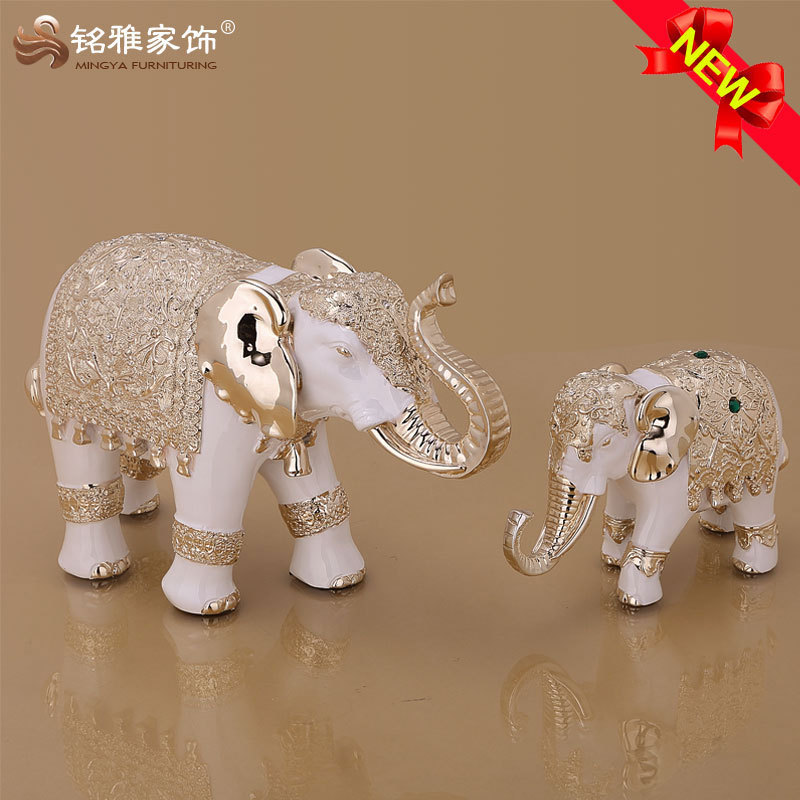 Home decoration resin crafts supplier family elephant statues for wholesale