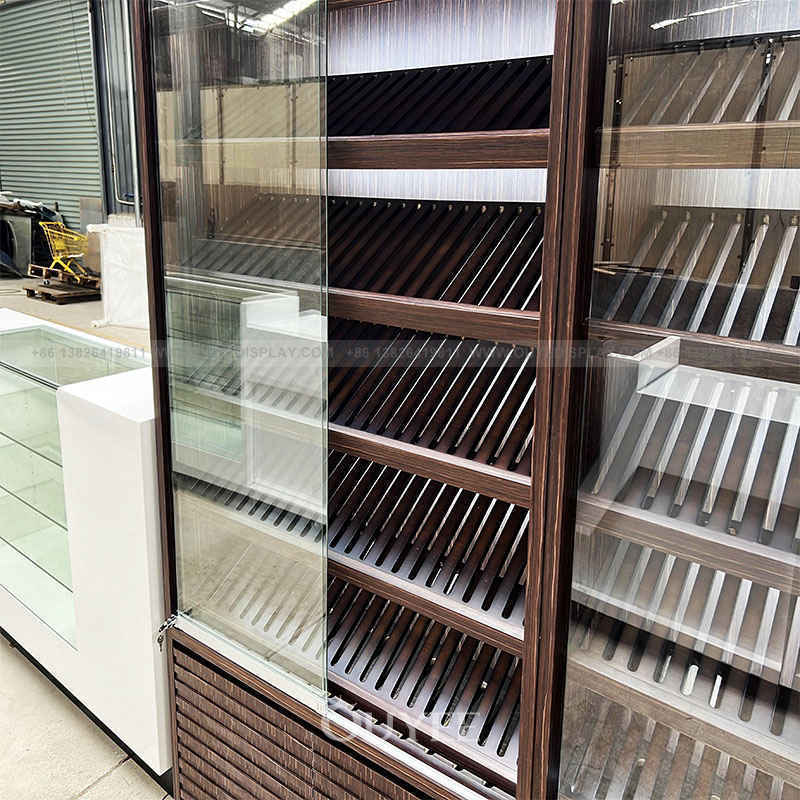 High Quality Tall Wooden Cigar Display Cabinet LED Wall Showcase for Smoke Shop Furniture for Cigar Room