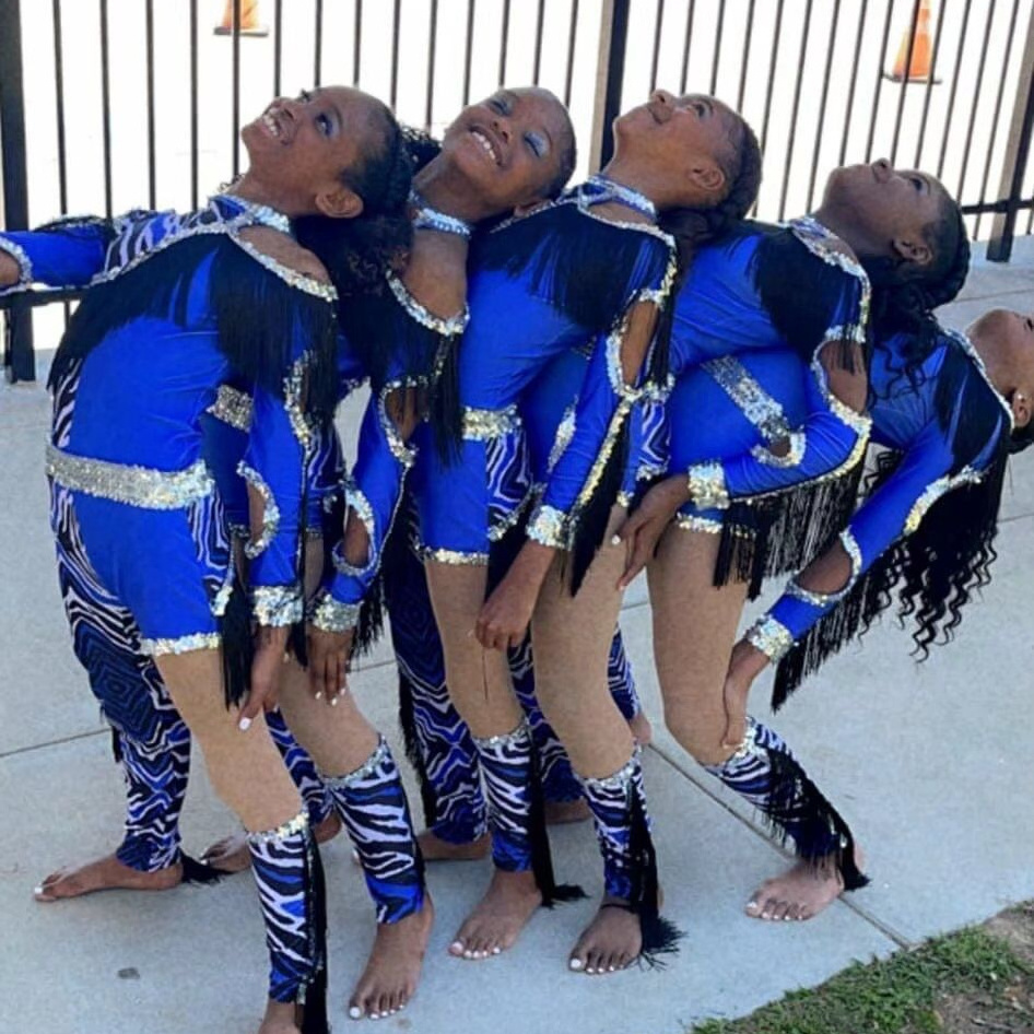 Wholesale free design sliver sequin blue majorette dance costumes custom majorette uniforms with fringe