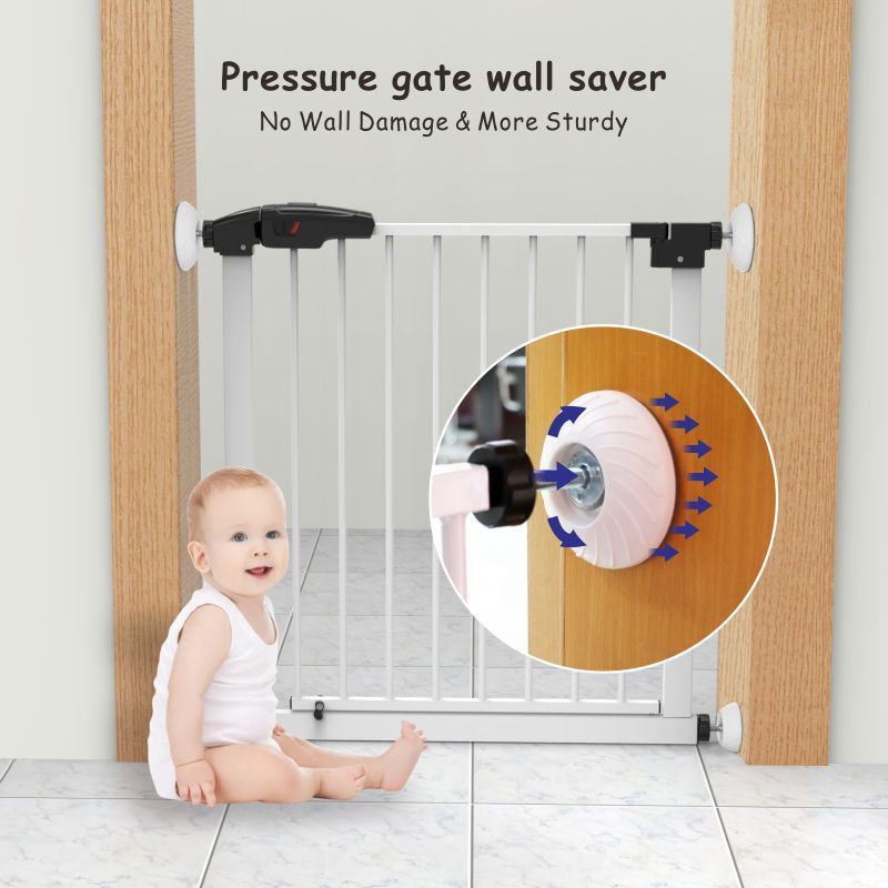 Easy Operation Auto -Close Pressure Latch Extendable Pet Safety Metal door Gate White