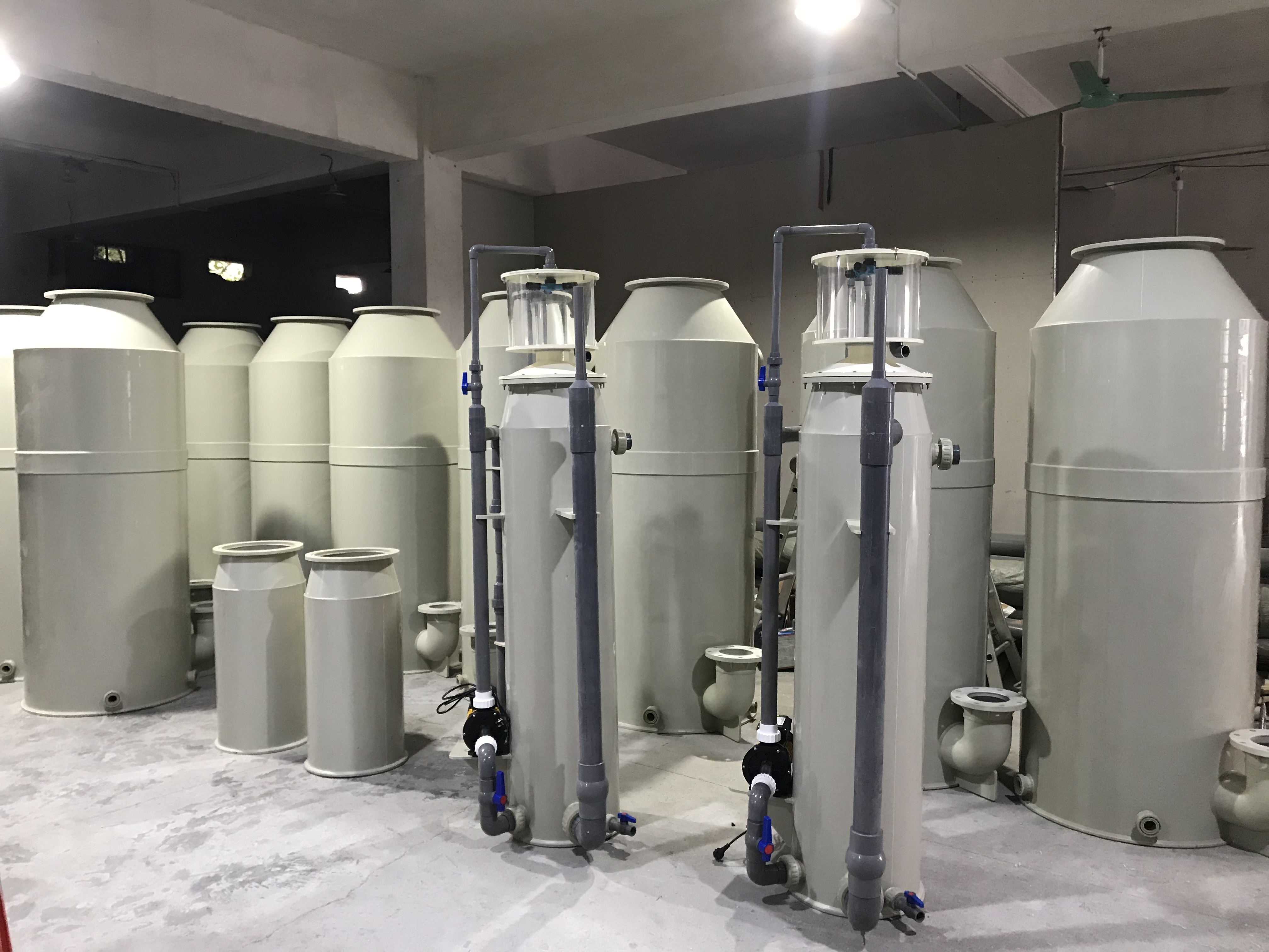 protein skimmer for recirculating aquaculture system intensive indoor fish farm closed containment aquaculture