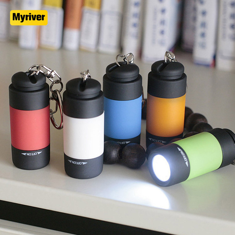 Myriver High Quality Super Mini Keychain Small Flashlight Mini Plastic Tiny Keychain Torch Light Coporate Gift Set