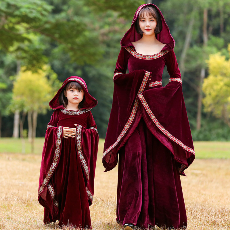 Halloween children's costumes Adult European medieval retro court Little Red Riding Hood costume vampire witch costume