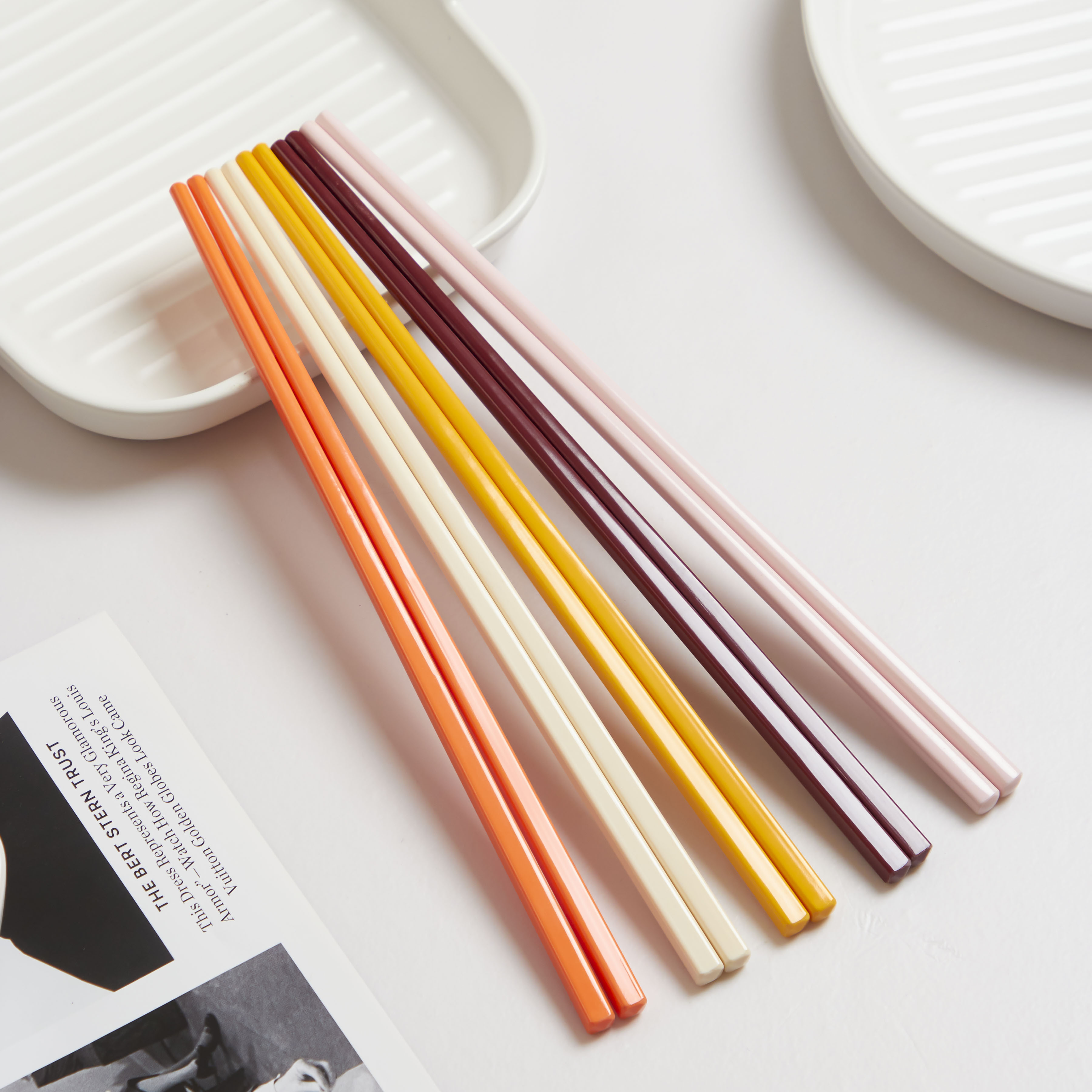 High Quality Eco Friendly Japanese Round Pink Personalized Logo Steel Chopsticks Red Brown Red Ivory Black Chopstick Plastic