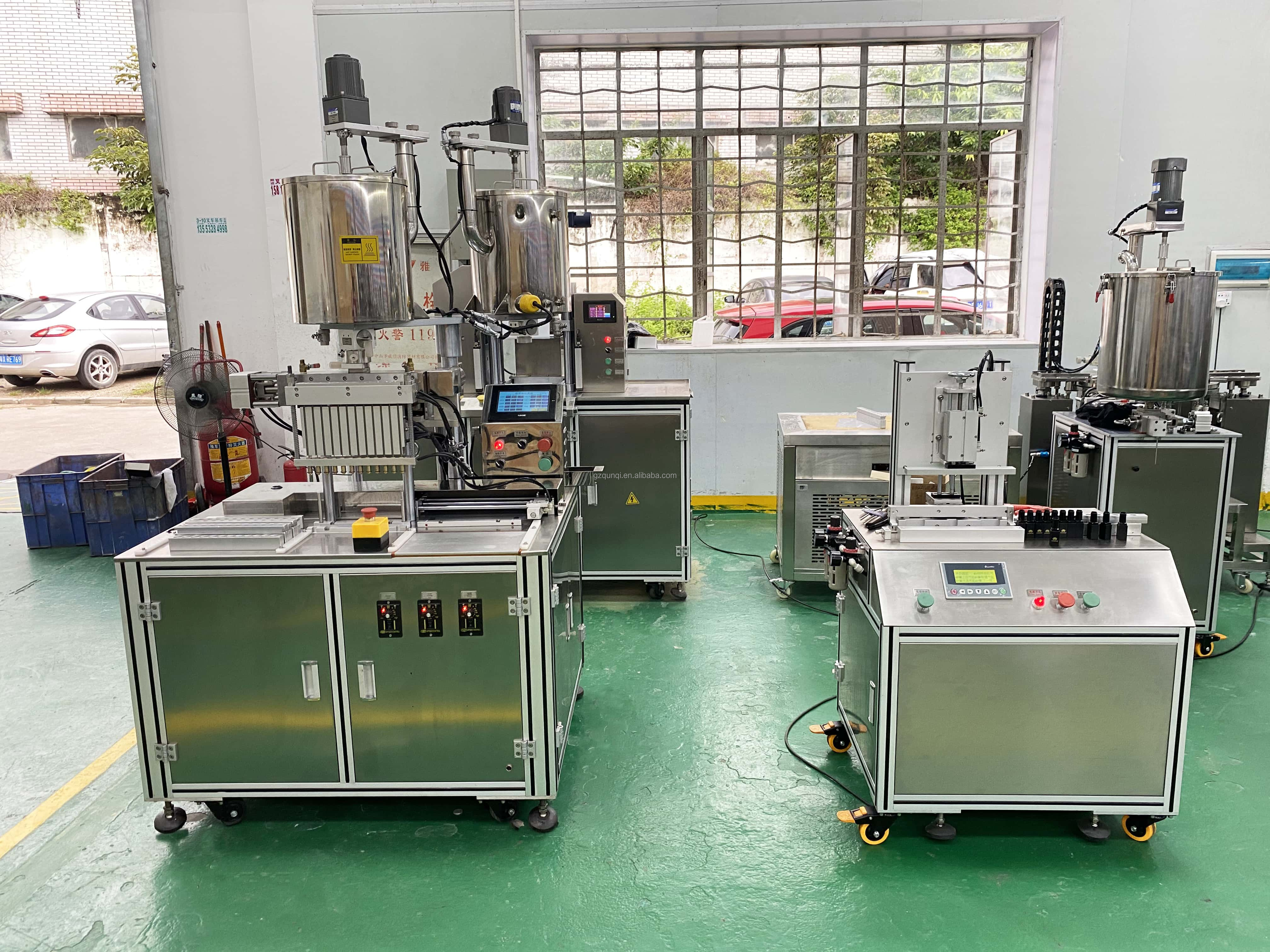 Automatic Liquid Fruit Lipstick Lipbalm Lip Gloss Stick Filling Making Cosmetic Fill Lipstick Make Machine Production Line