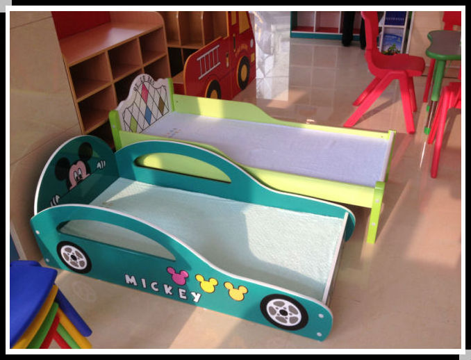 Fantastic design kindergarten wooden furniture kids car bed QX-B6703