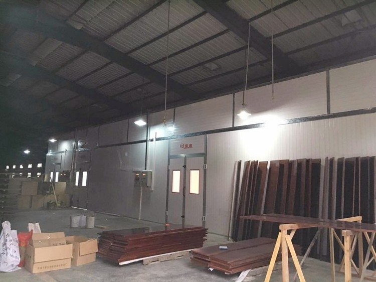 CE Approved Water Curtain Type Paint Booth Motor New Product 2020 Wood Provided Spray Painting Machine Painting Production Line