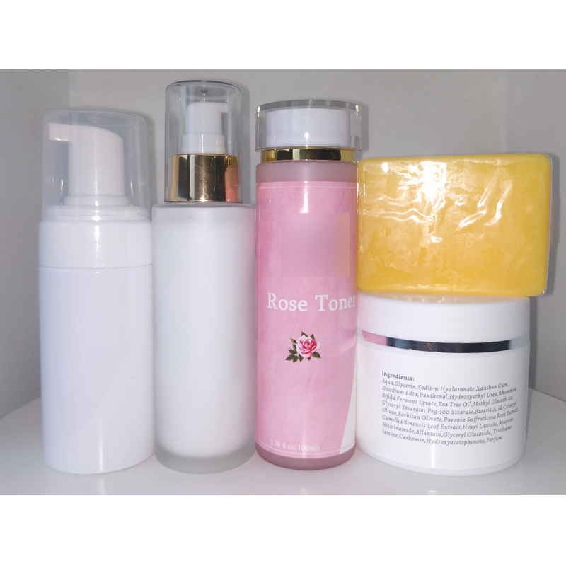 Rose toner + whitening lotion + face mousse + bleaching moisturizing cream + moisturizing papaya soap Guangzhou wholesale order