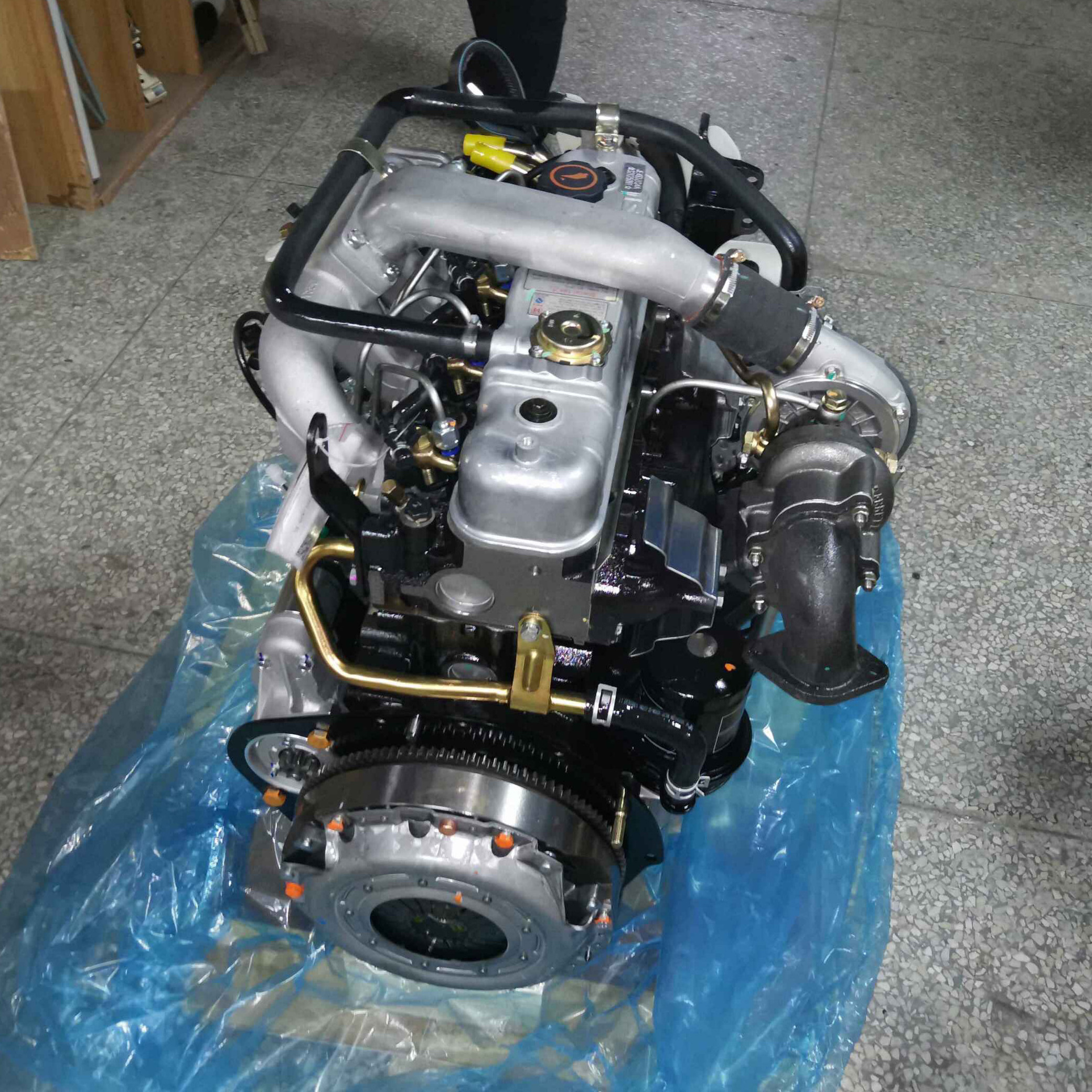 Diesel engine assembly 3LB1 4JJ1 4JB1 4HK1 6HK1 C240 6WG1 6BG1 6BD1 NKR55 TFR55 Genuine japan for isuzu