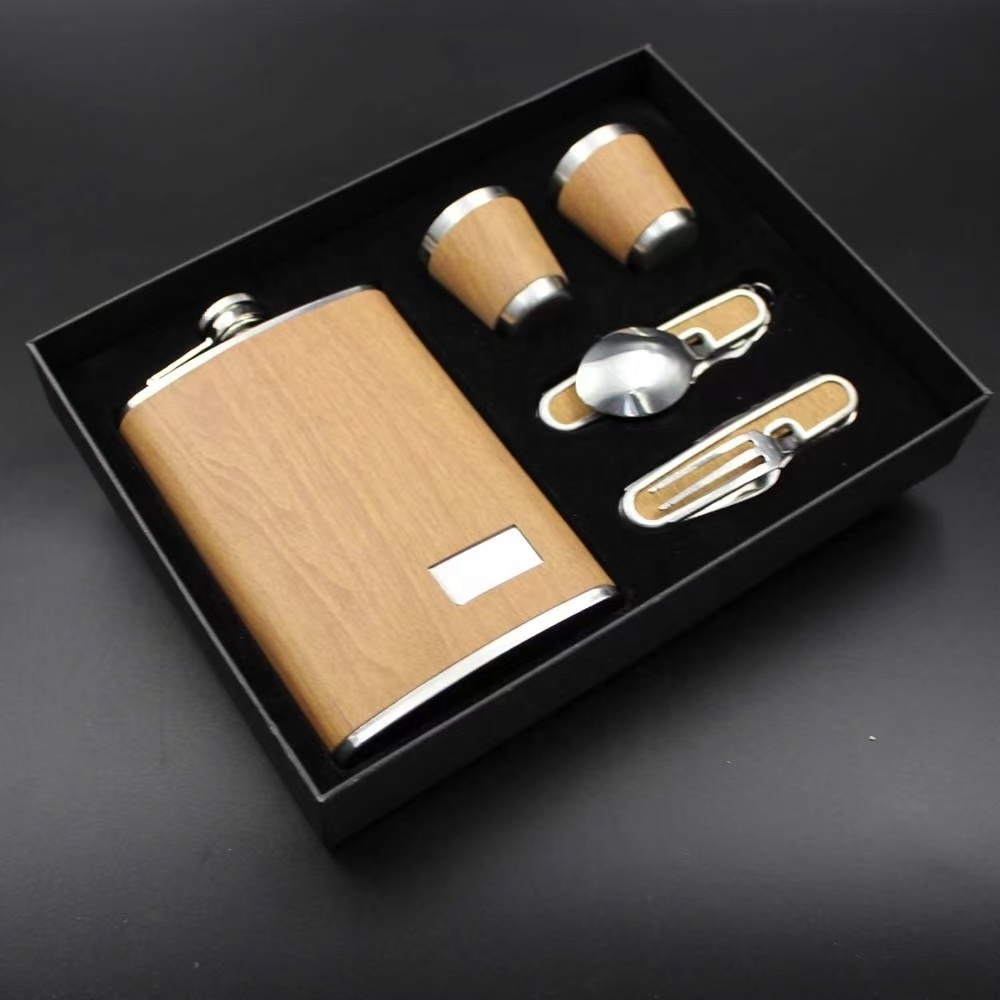 9oz Wooden Hip Flask Set With 1Funnel and 2Cups Knife Fork Whiskey Wine Stainless Steel Flagon Bottle Travel Drinkware For Gifts