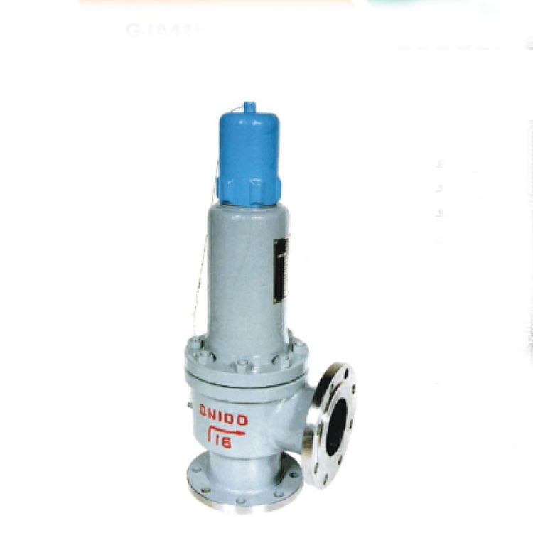 water and oil closed spring loaded low lift type safety valve