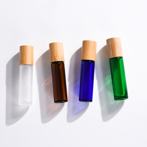 5ml 10ml 15ml clear amber blue green frosted glass essential oil perfume roll on bottles with bamboo wood lid