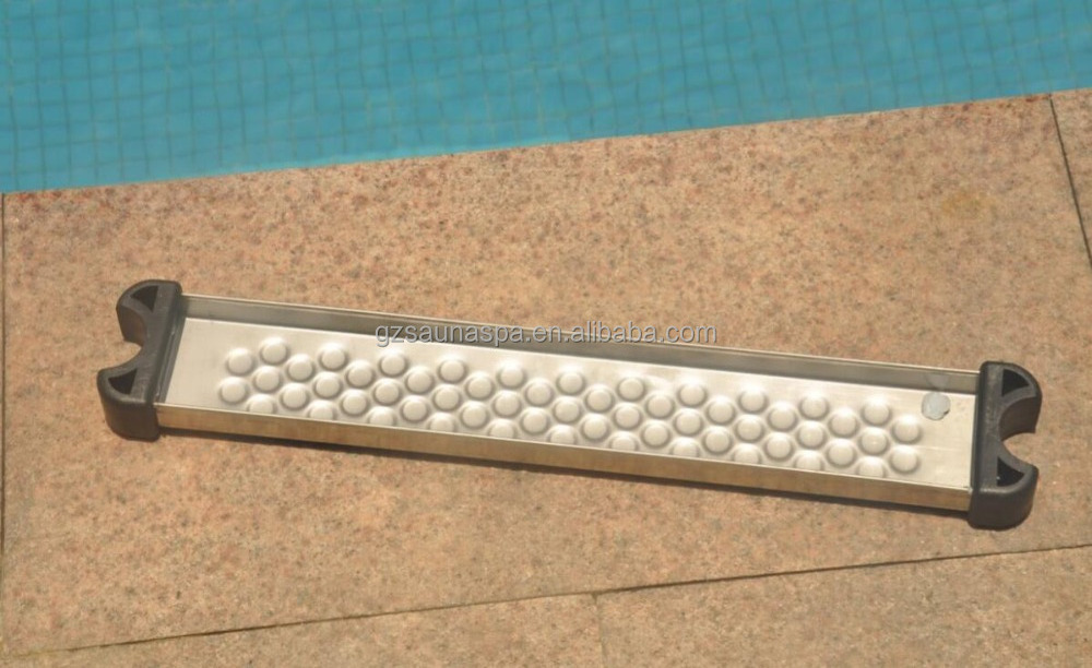 Swimming pool ladder fitting stainless steel ladder step