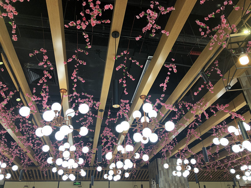 Strip Ceiling Shape Restaurant Decorative Metal Baffle Ceiling System False Ceiling Designs