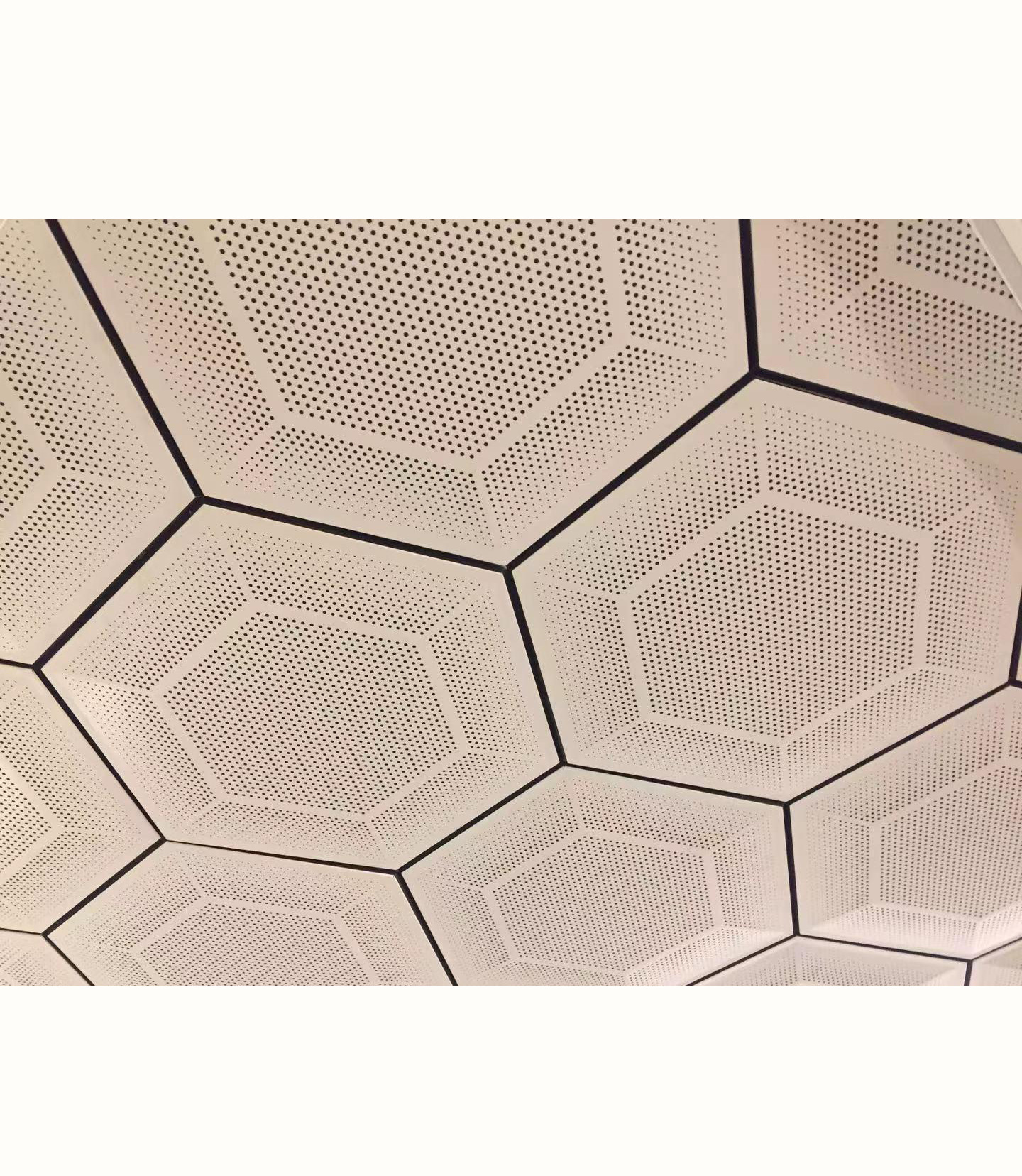 china supplier modern metal aluminium ceiling panel suspended hexagonal clip-in ceiling