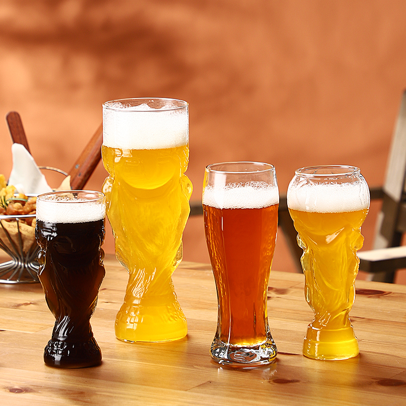 Wholesale Custom Logo Hand Blown Beer Mug World Football Wine Glass Cup Cheap Beer Glasses Set Clear Craft Pilsner Beer Glass