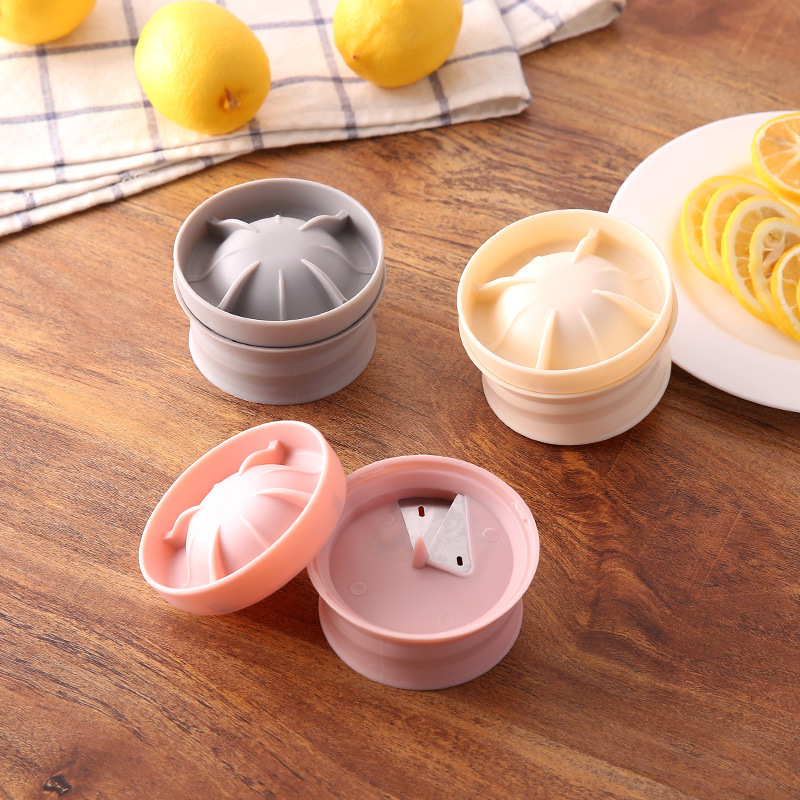 Multifunctional Mini Plastic Manual Lemon Spiral Slicer