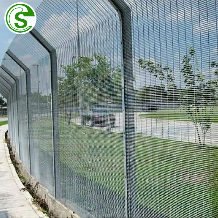 Hot Sale 358 Anti Climb Burglar Fence Black Welded Wire Mesh Fencing Panels High Security Clear View Fence With Razor Wire