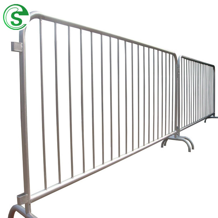 Galvanized mobile temporary barricade road safety traffic control barrier fence