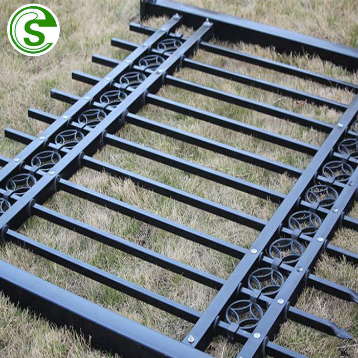 Wholesale Garden Outdoor  Modern Metal Black Steel Panels Ornamental Slats Privacy Fence