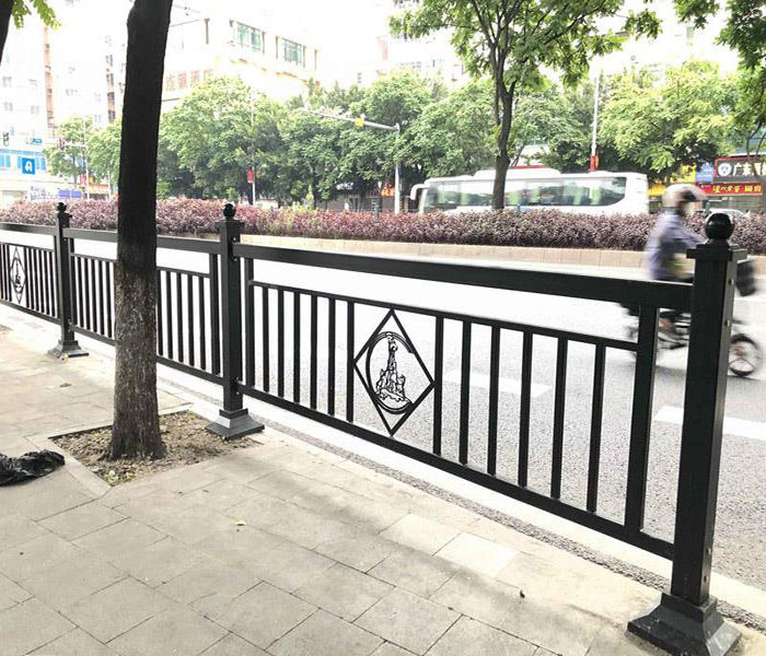 factory direct Iron steel fence road side fence wrought powder coated way protected fence