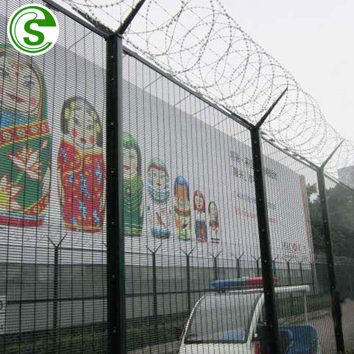 Hot Sale 358 Anti Climb Burglar Fence Black Welded Wire Mesh Fencing Panels High Security Clear View Fence With Razor Wire