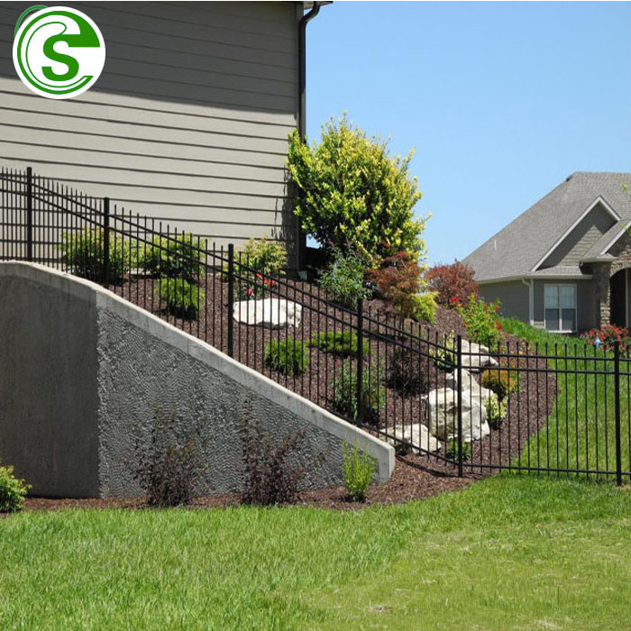 High quality house Metal iron main gate top picket tubular fence designs galvanized building material garden fencing