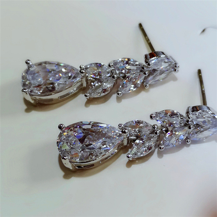 2024 New Design Luxury Wedding Party Jewelry Leaf Zircon Bridal Earrings For Women Trendy Crystal Bling Drop Earrings