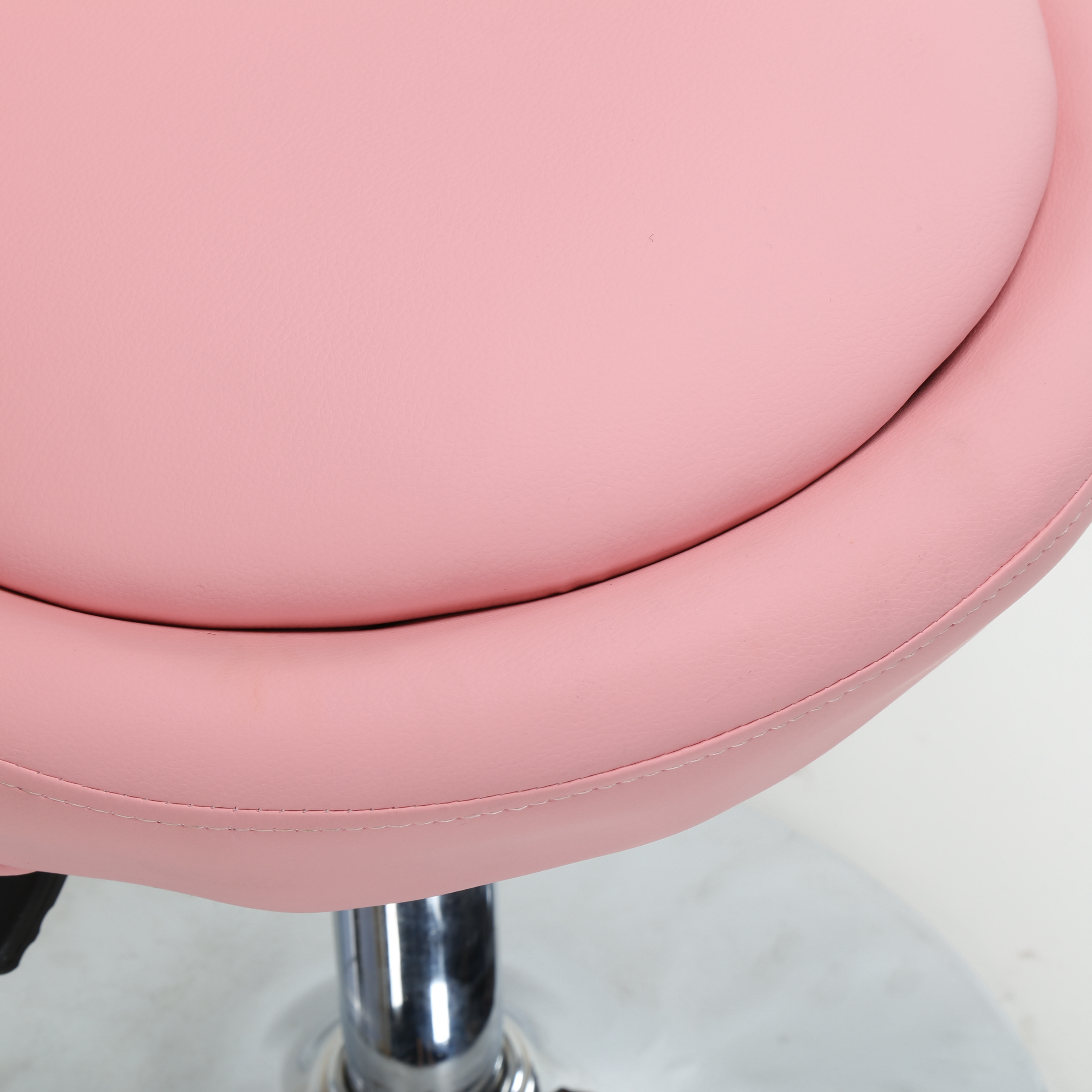 Wholesale OEM Pink Beauty Nail Salon Hairdressing Barber Chair