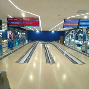 SUNMO Sports Family Entertainment Center bowling lane complete adult and kids bowling alley hot sale