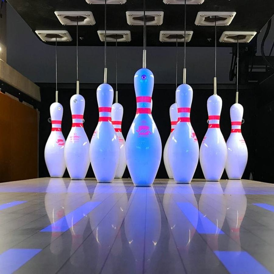 SUNMO Sports Family Entertainment Center bowling lane complete adult and kids bowling alley hot sale