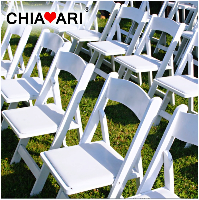 Outdoor White Padded Wedding Banquet Wimbledon Foldable Plastic Resin Folding Chairs for Events