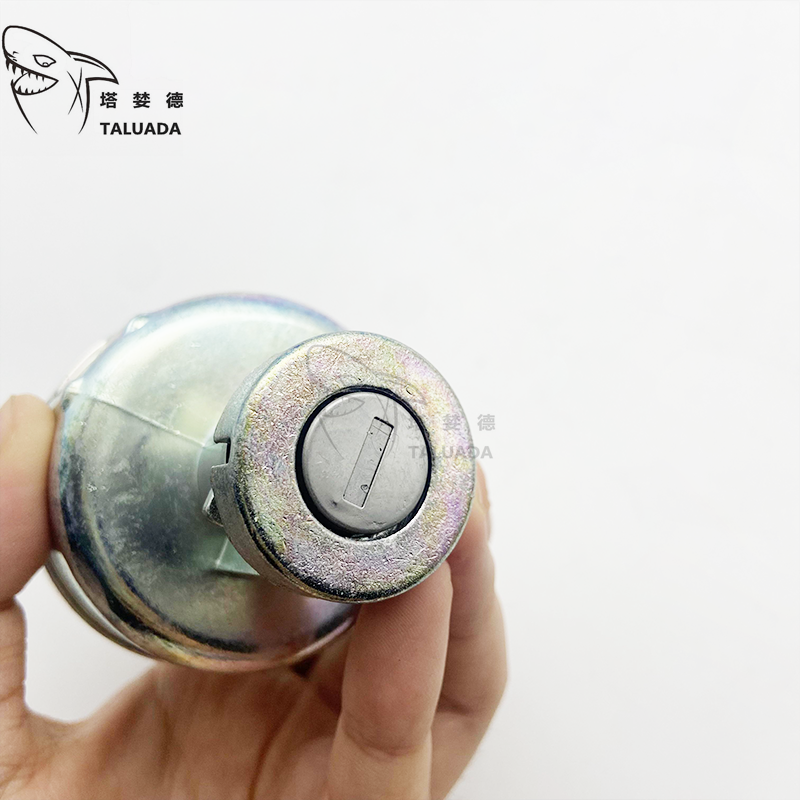 TALUADA Excavator kobelco SK60 SK75 SK130 SK140 SK200 SK230 SK260 Ignition Switch