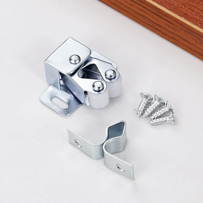 Closet Door Furniture Magnetic Catch Heavy Duty Roller Catch Latch For Cabinet Doors