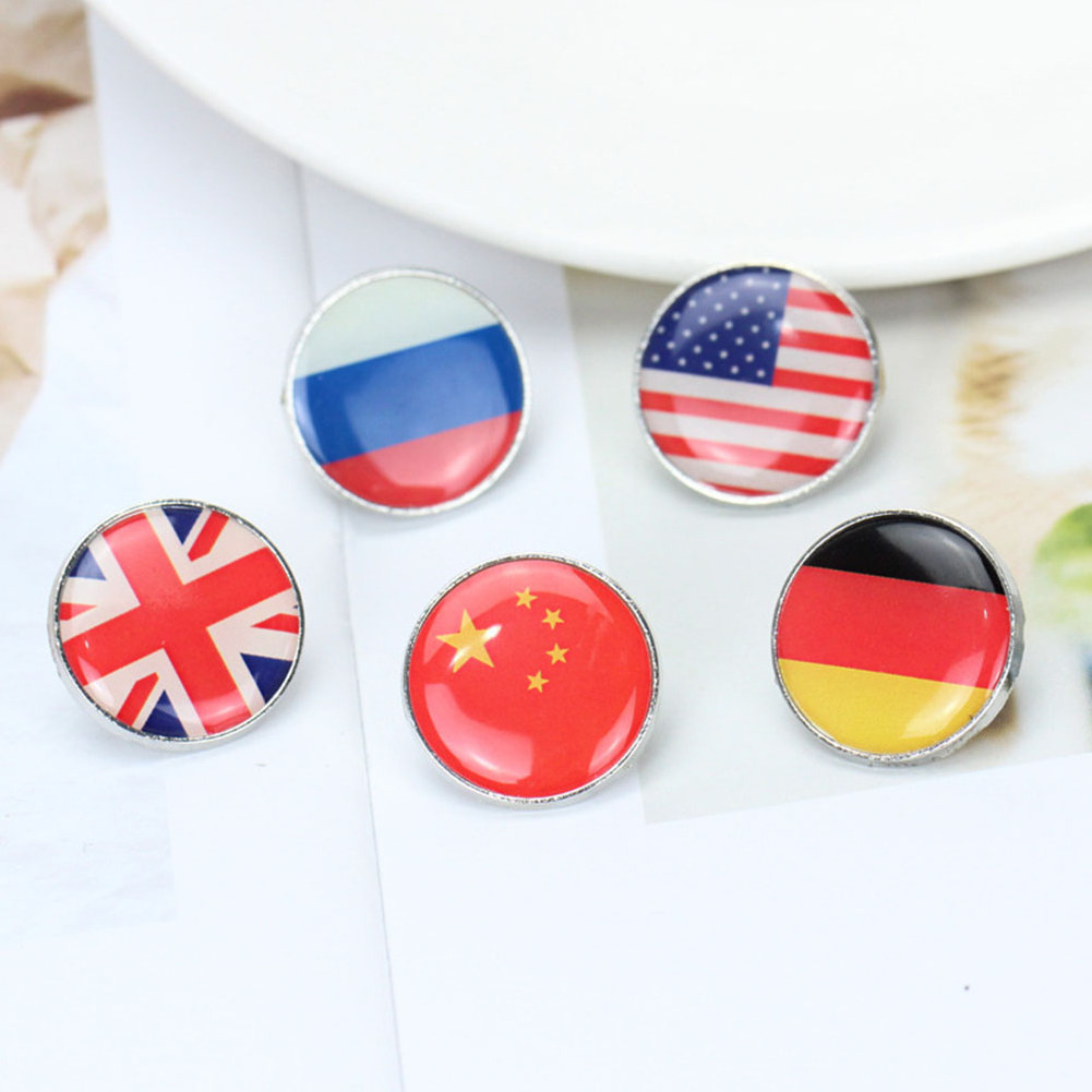 Hot Sale Cute Travel, Explore Enamel Pins New Arrival Creative Paper UK Country Map Luggage Lapel Pins/