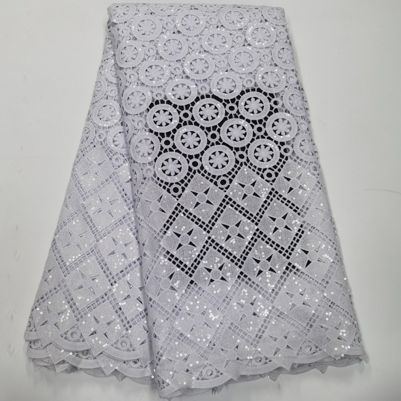 Hot sale lace fabric with sequins latest nigerian guipure cord lace material for party dress