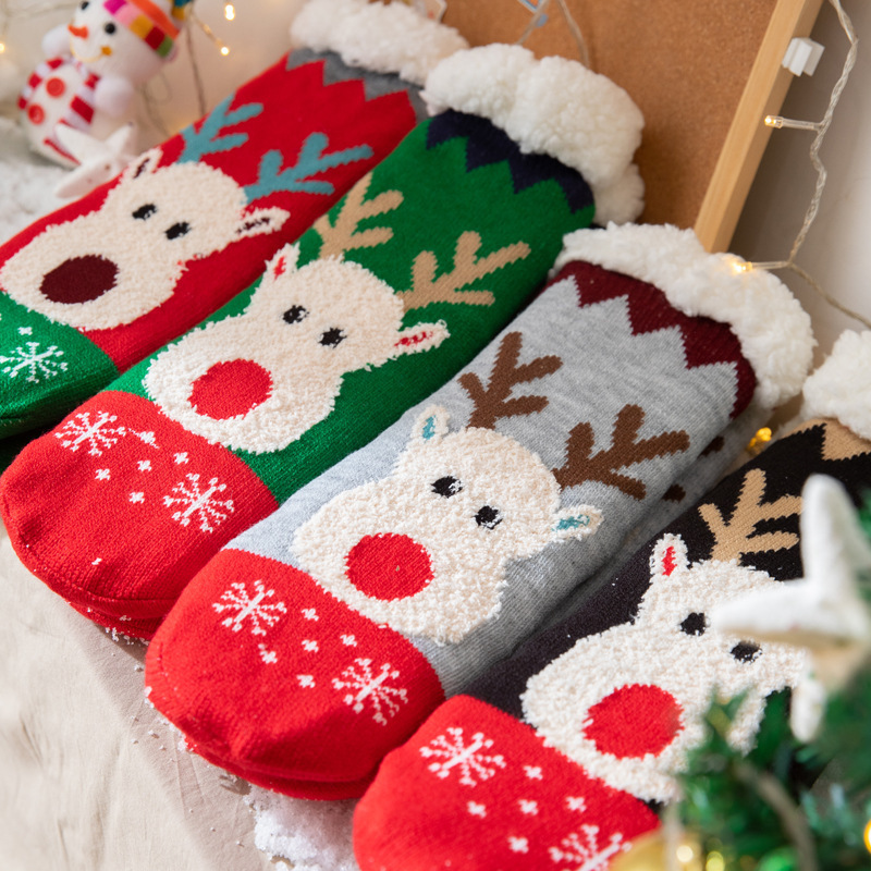 S83 Christmas socks Floor socks Snow socks