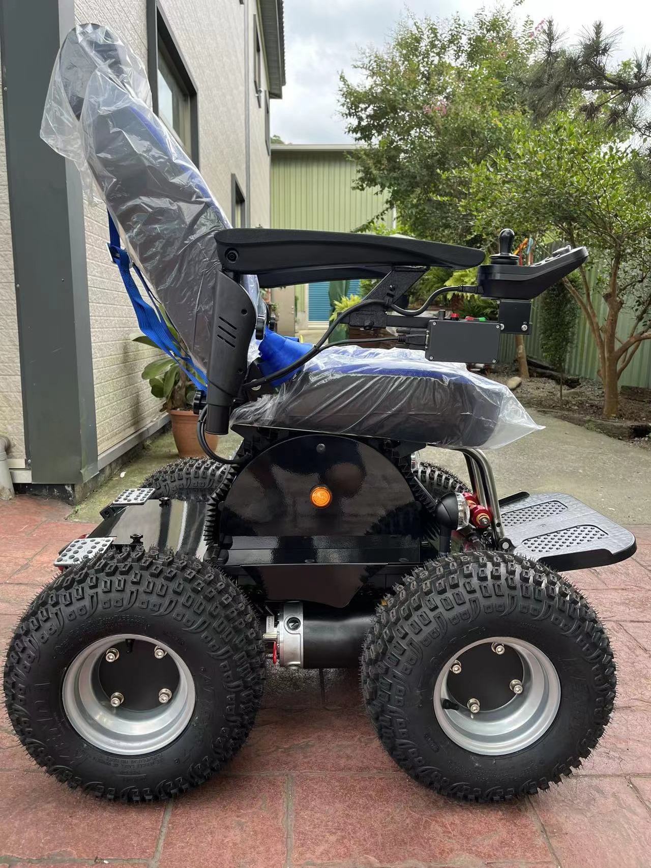 off road stair climbing all terrain electric power wheelchair for selling