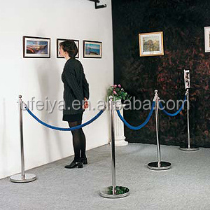 High Quality Stanchion Crowd Control Rope Barrier posts Stand for hotel