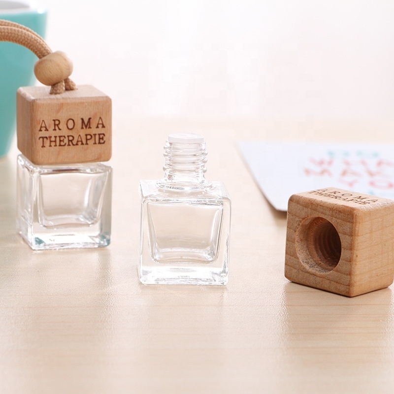 8ml Air Freshener Perfume Diffuser Empty Clear Frosted Square Car Hanging Perfume Bottle With Triangle Wooden Cap