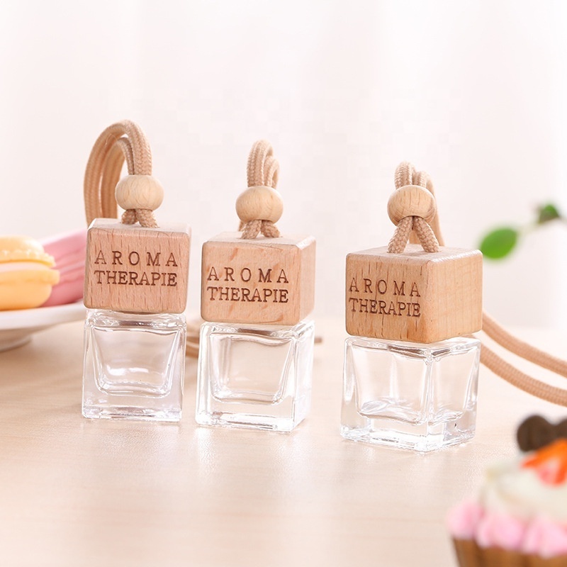 8ml Air Freshener Perfume Diffuser Empty Clear Frosted Square Car Hanging Perfume Bottle With Triangle Wooden Cap